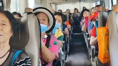 喝粥啃馒头，被人逼购物？揭开低价旅游团真相