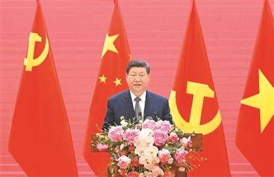 习近平同越共中央总书记苏林、越南国家主席梁强共同会见中越人民大联